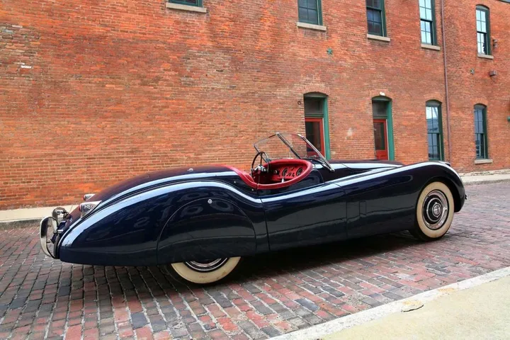 Jaguar XK