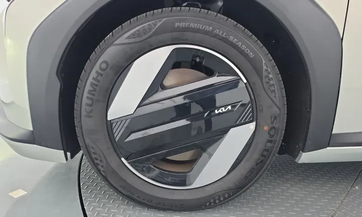 Kia EV4