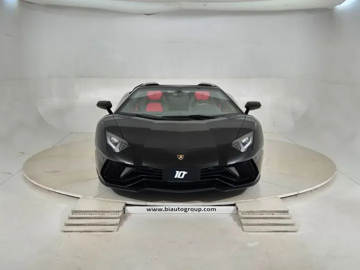 Lamborghini Aventador