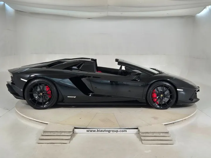 Lamborghini Aventador