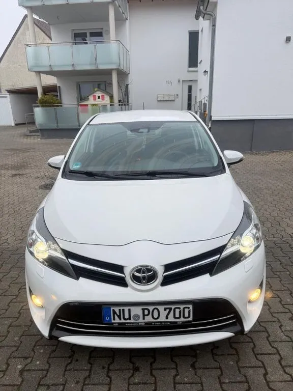 Toyota Verso-S