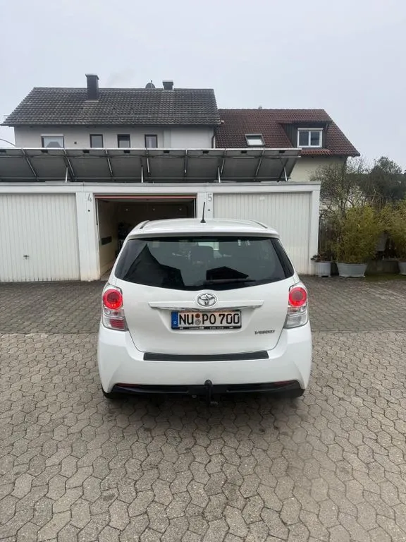 Toyota Verso-S