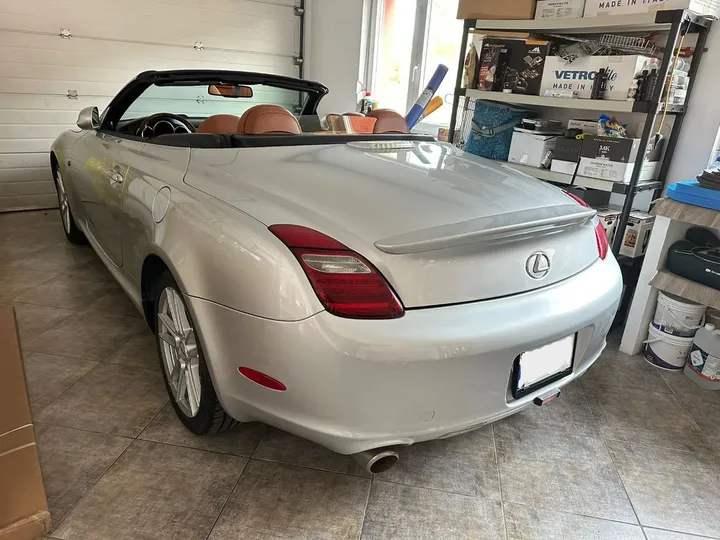 Lexus SC 430