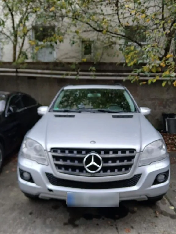 Mercedes-Benz ML 320