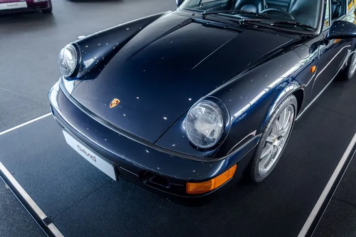 Porsche 964