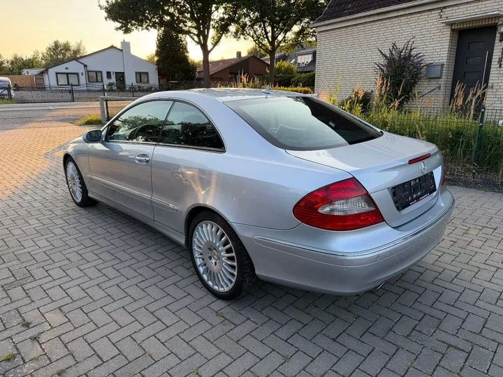 Mercedes-Benz CLK 280