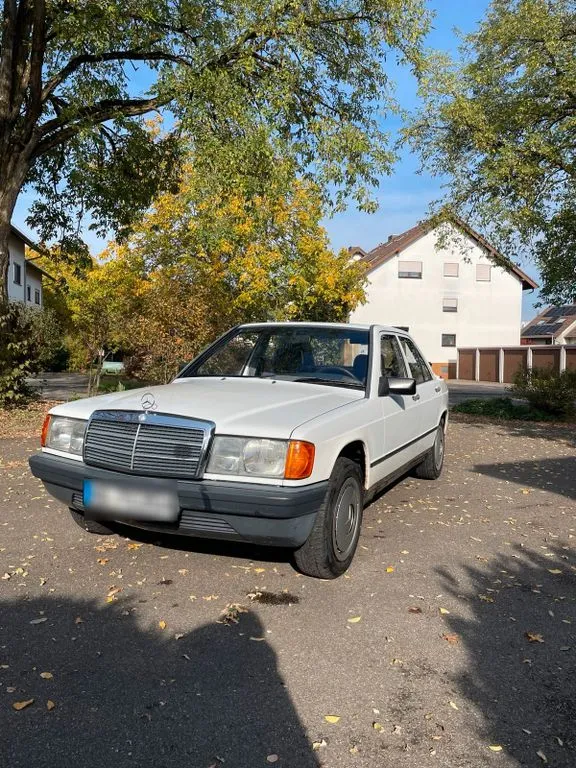 Mercedes-Benz 190