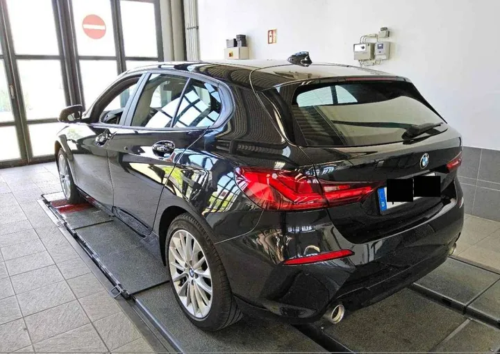 BMW 120