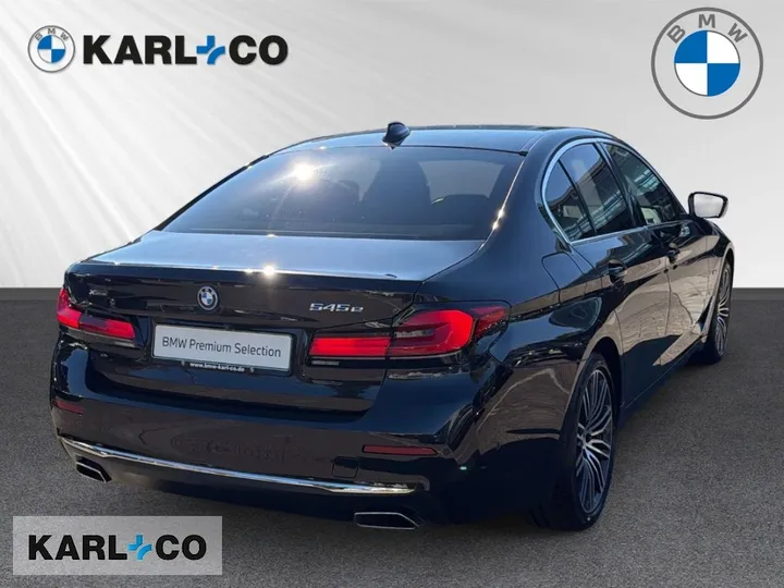 BMW 545
