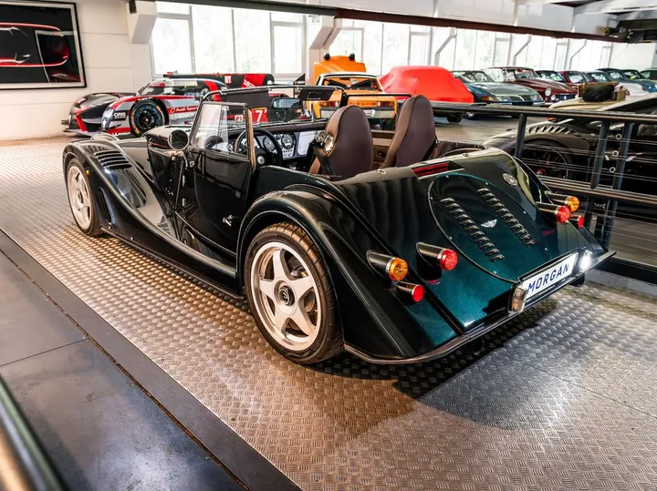 Morgan Plus 8