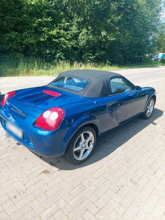 Toyota MR 2