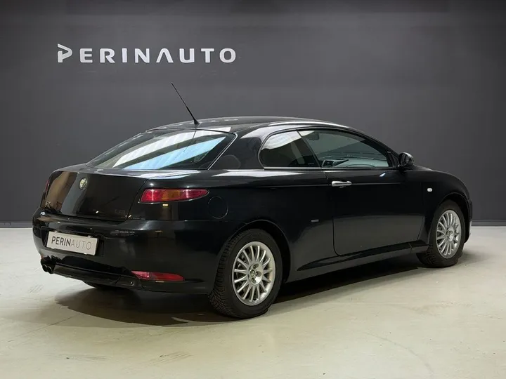 Alfa Romeo GT