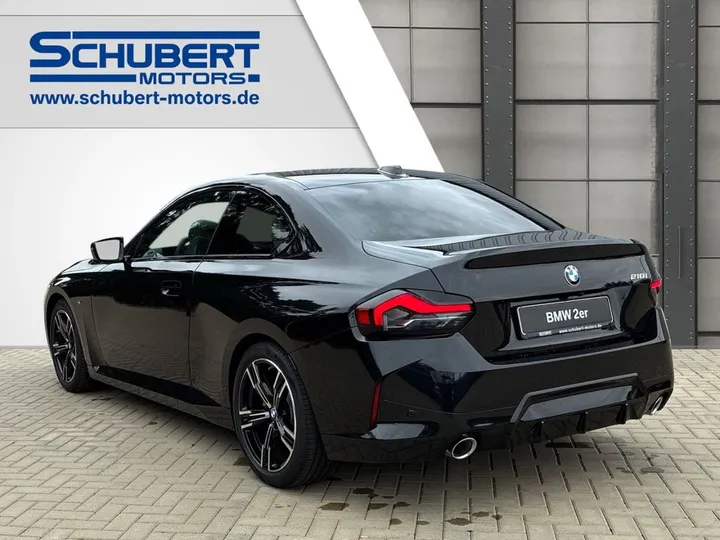 BMW 218