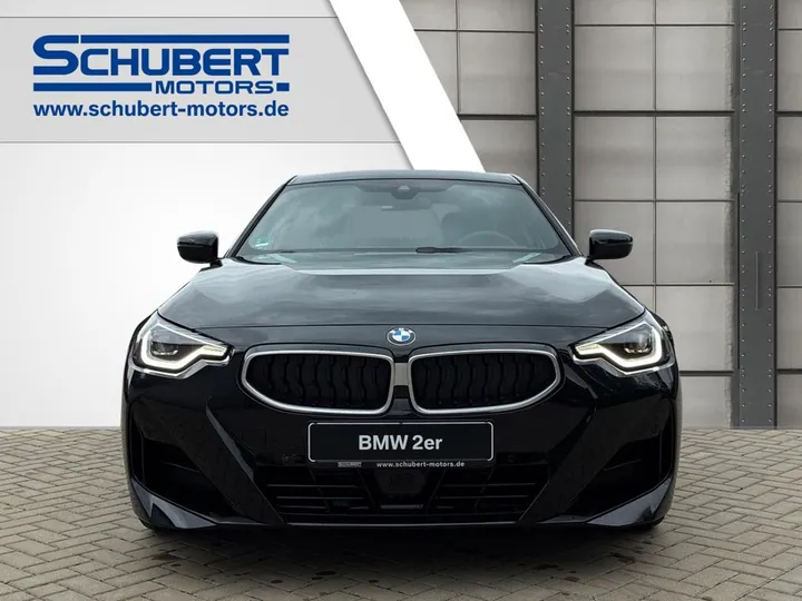 BMW 218