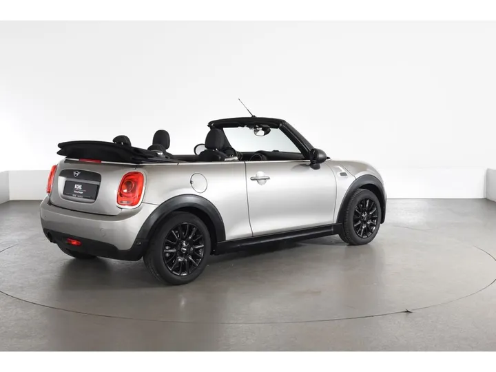 MINI One Cabrio