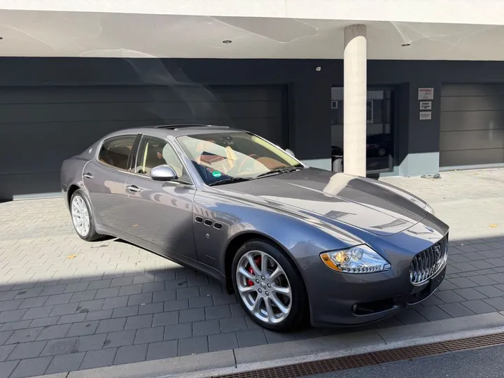 Maserati Quattroporte