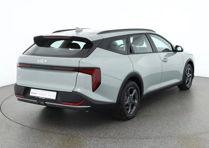 Kia K4