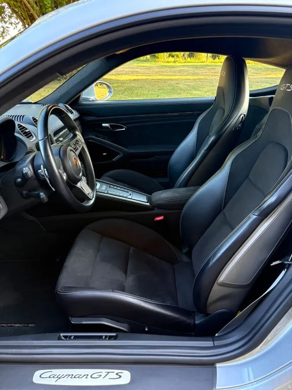 Porsche Cayman
