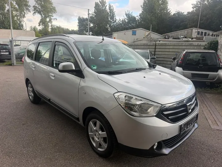 Dacia Lodgy