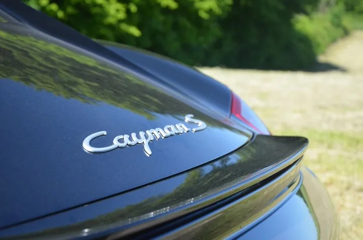 Porsche Cayman