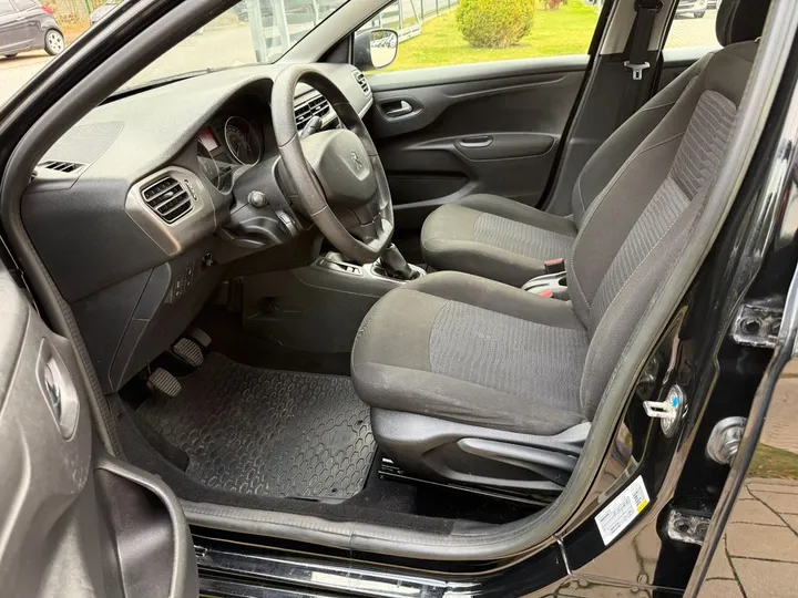 Peugeot 301