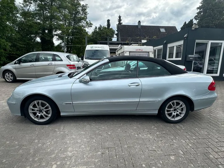 Mercedes-Benz CLK 200