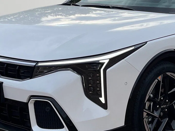 Kia K4