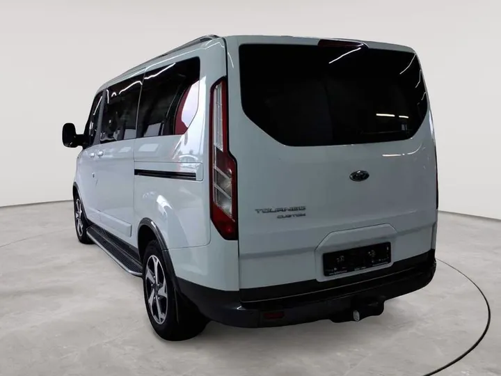 Ford Tourneo Custom