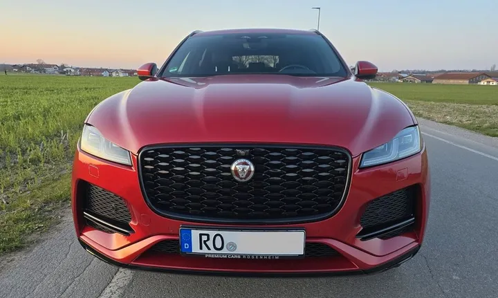 Jaguar F-Pace