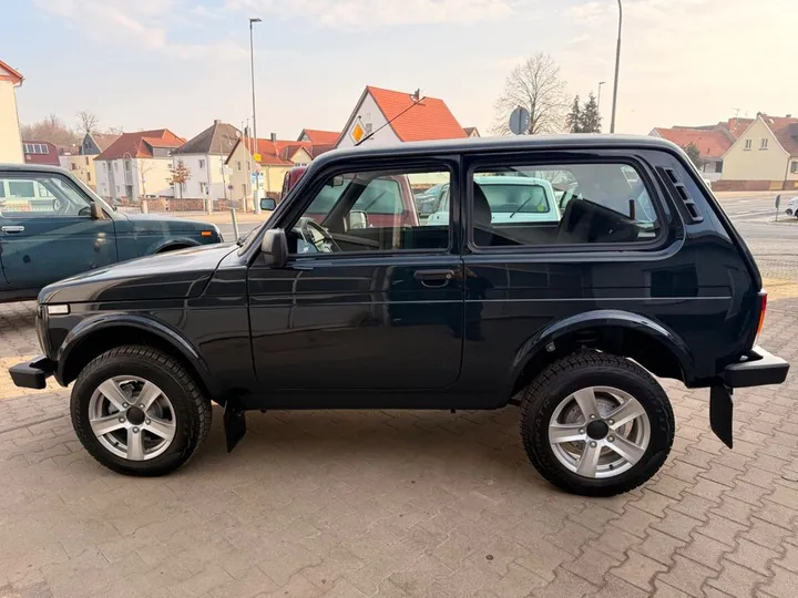 Lada Niva