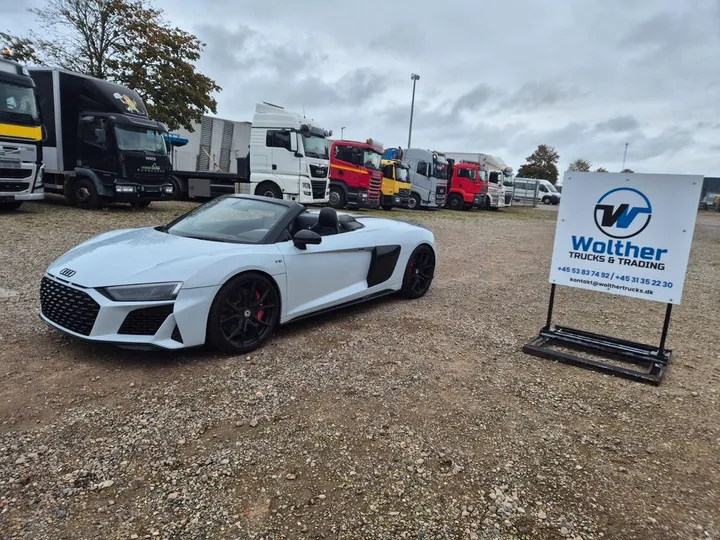 Audi R8