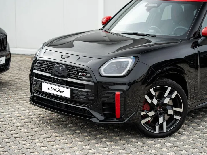 MINI John Cooper Works Countryman