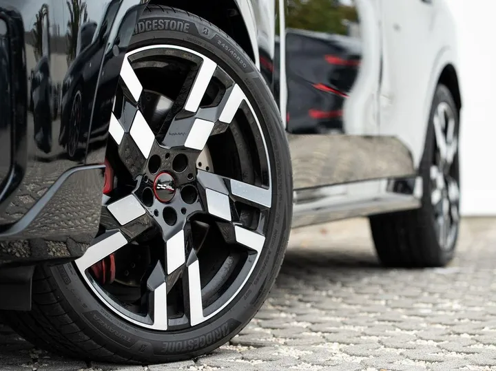 MINI John Cooper Works Countryman