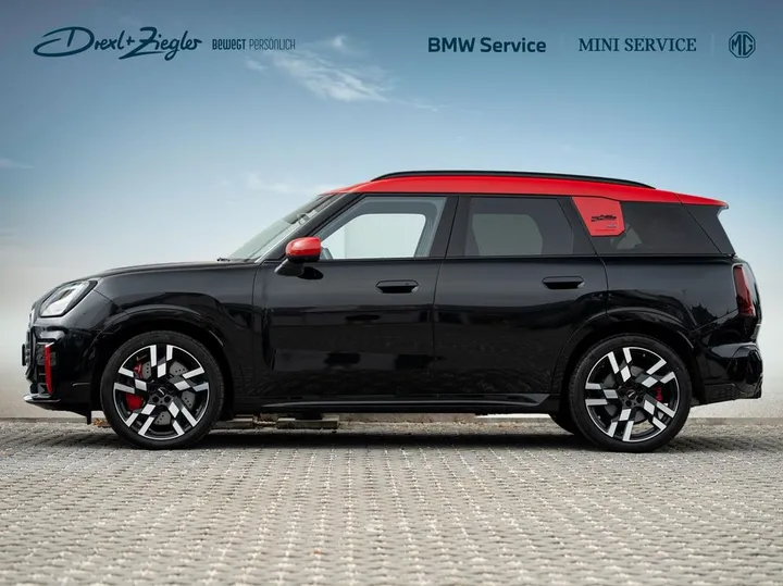 MINI John Cooper Works Countryman