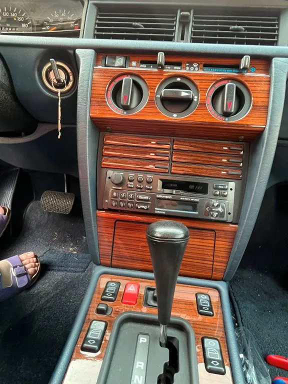Mercedes-Benz 190