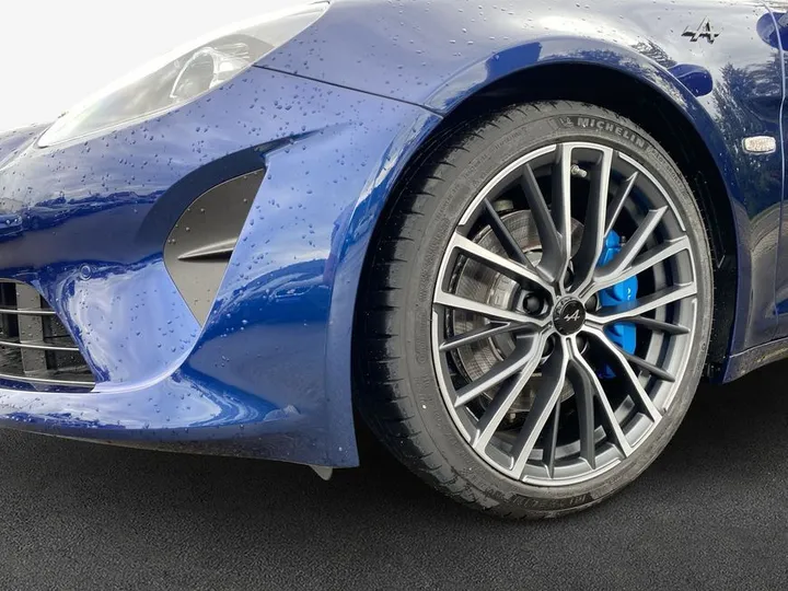 Alpine A110