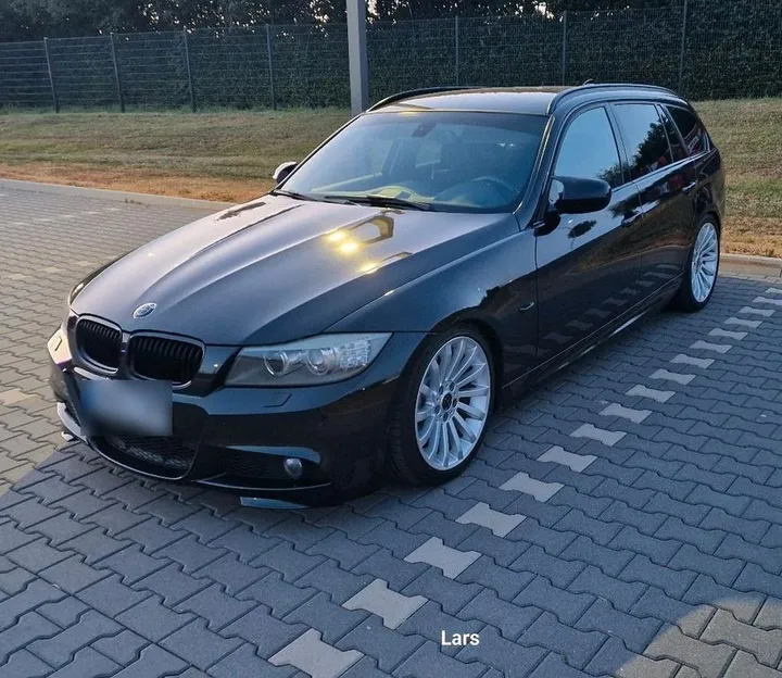 BMW 330