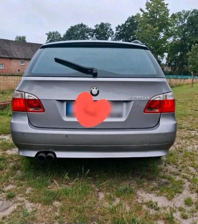 BMW 525