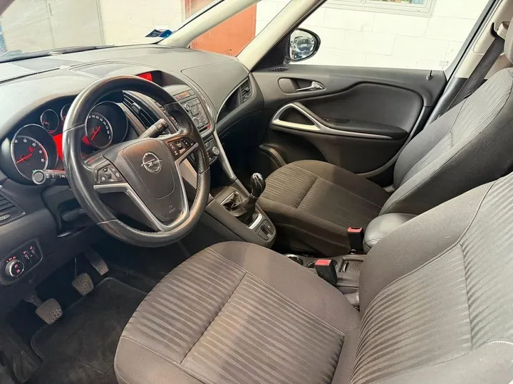 Opel Zafira Tourer