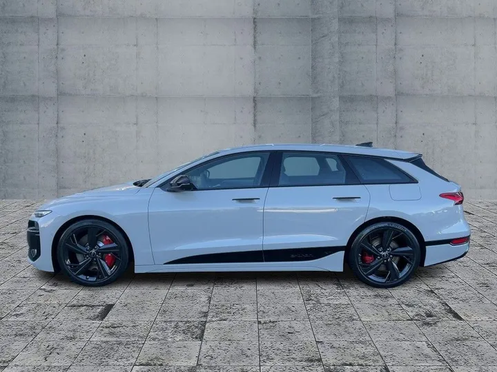 Audi S6 e-tron