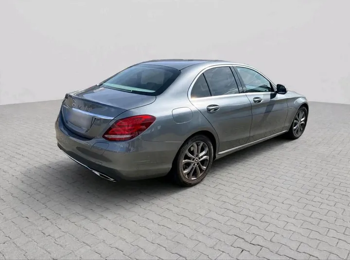 Mercedes-Benz C 350