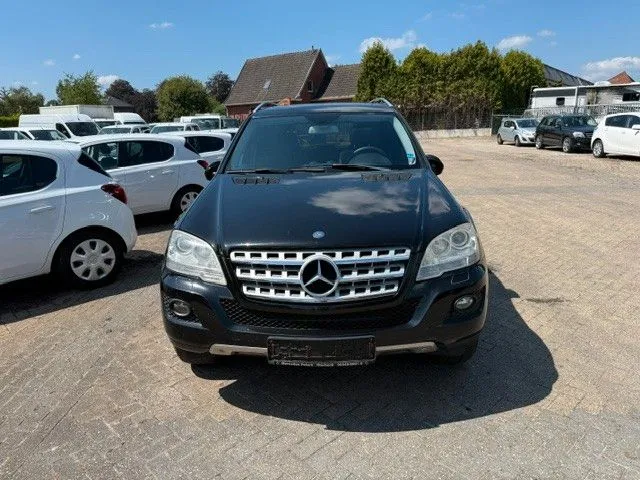 Mercedes-Benz ML 320