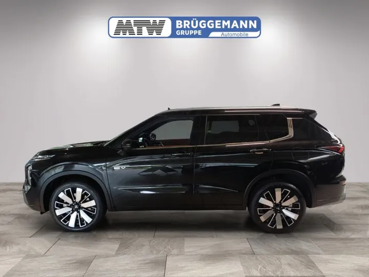 Mitsubishi Plug-in Hybrid Outlander