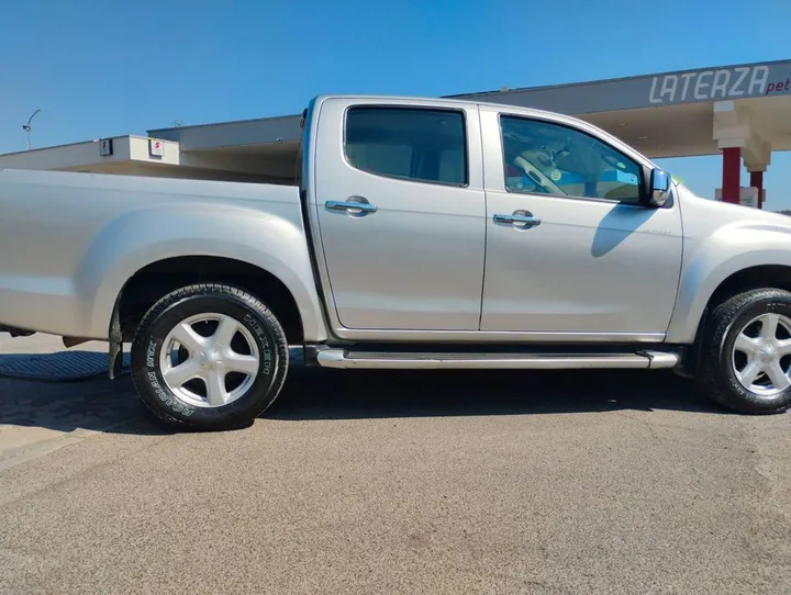 Isuzu D-Max