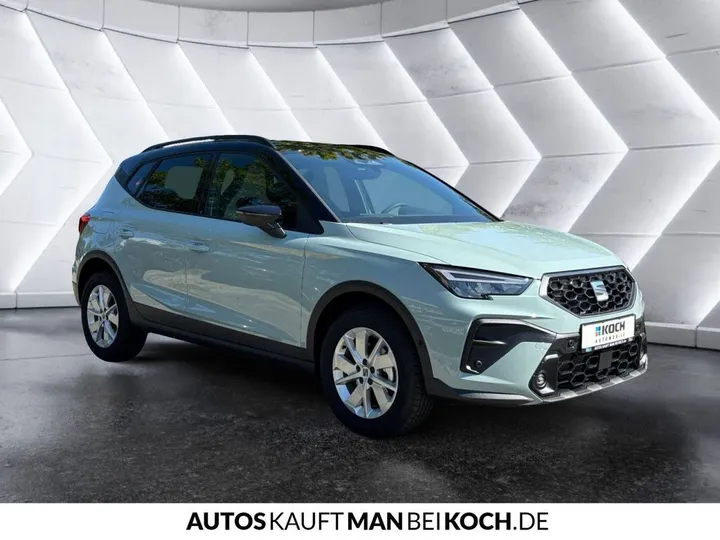 Seat Arona