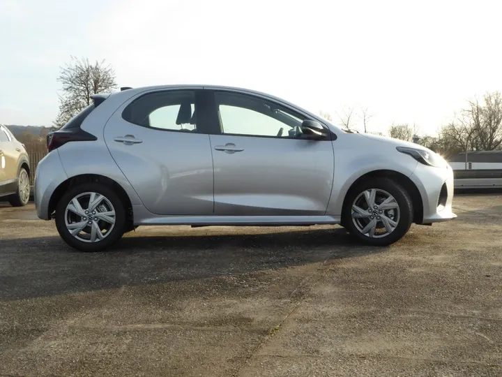 Mazda 2 Hybrid