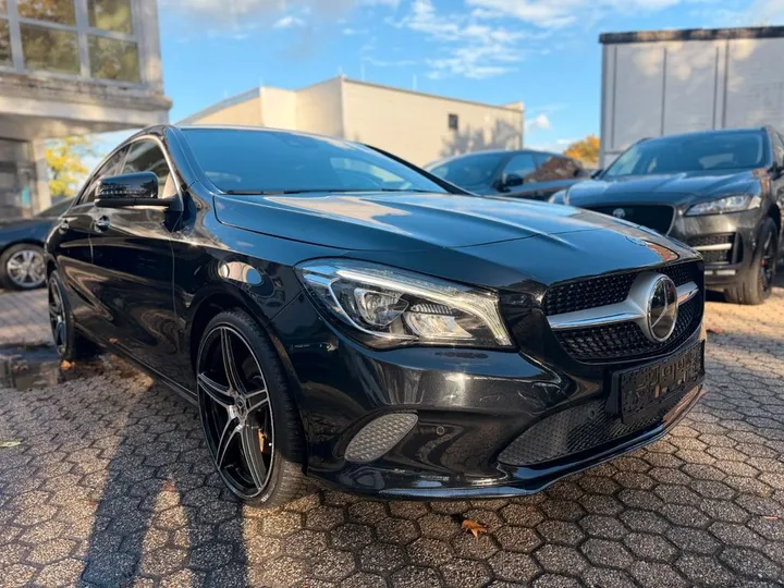 Mercedes-Benz CLA 250