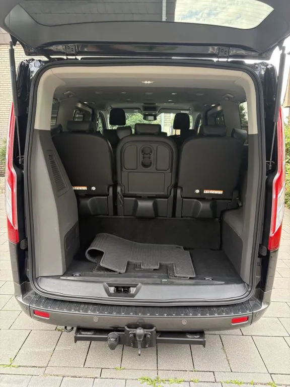 Ford Tourneo Custom