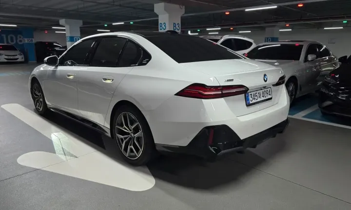 BMW 5-Series