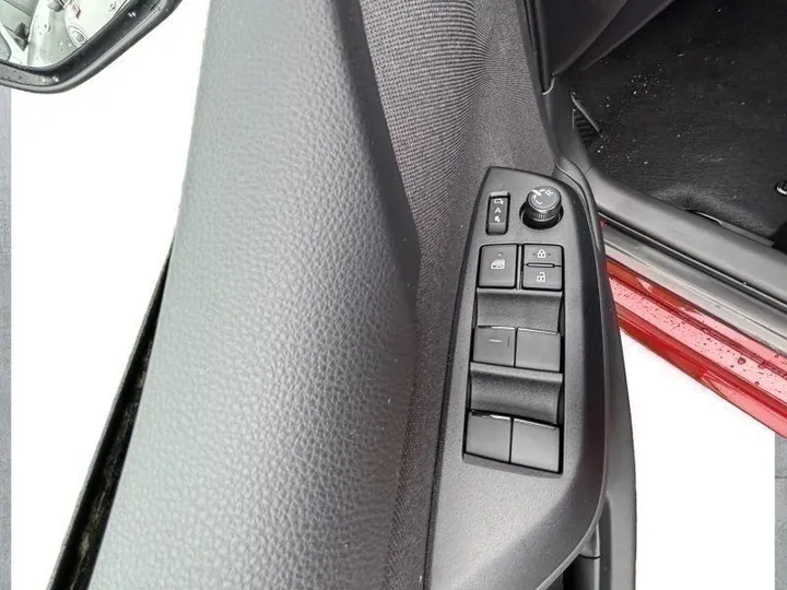 Mazda 2 Hybrid